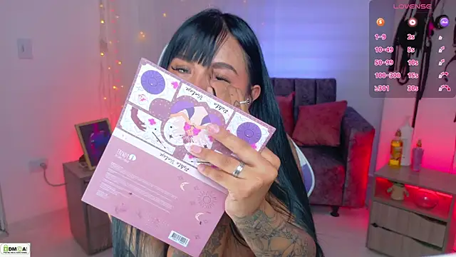 Miss scarllet  online show from July 27, 1:07 pm