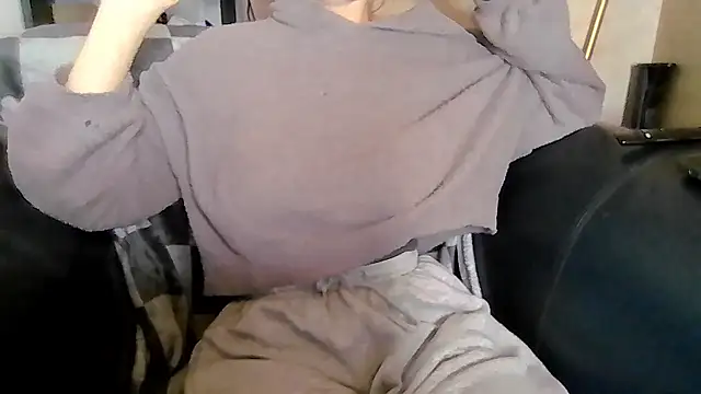 Snapshot of indie-rayne chatting on January 10, 11:09 pm indie-rayne online show from January 10, 11:09 pm