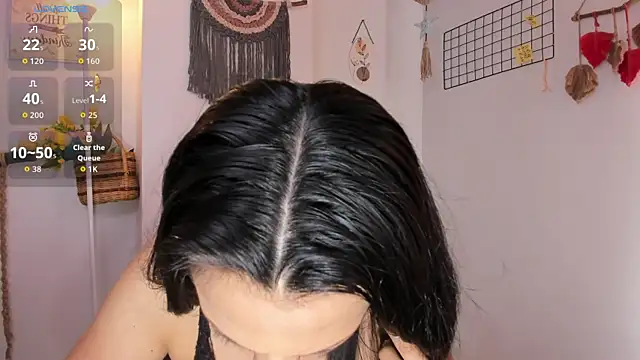 Snapshot of anaruiz_ chatting on December 14, 3:28 pm anaruiz online show from December 14, 3:28 pm