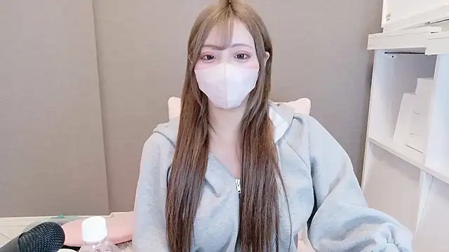  chanMOMO  online show from March 20, 2:55 pm