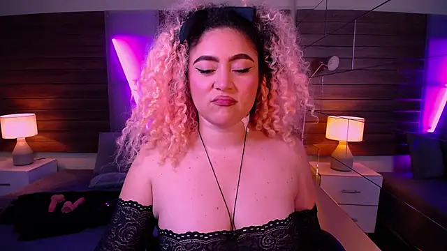 Kateryn  online show from February 10, 6:45 pm