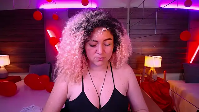 Kateryn  online show from February 20, 4:14 pm