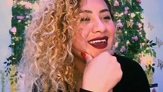 Crysrus online show from December 14, 1:50 am