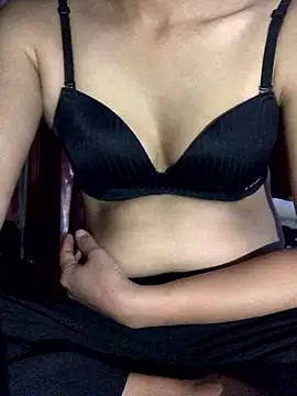 Cute lady99 online show from January 10, 8:05 am