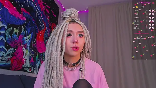 Grace Walker online show from January 5, 5:30 pm