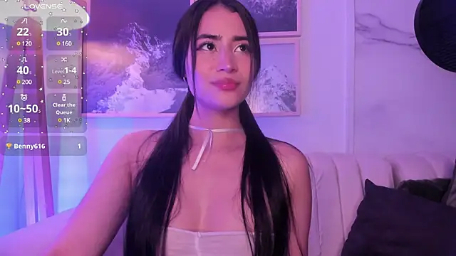 lara madisson online show from March 13, 8:37 am