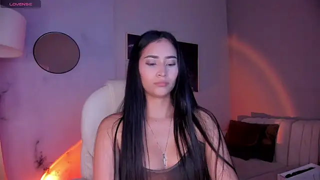 Snapshot of lara_madisson chatting on July 3, 4:52 am lara madisson online show from July 3, 4:52 am