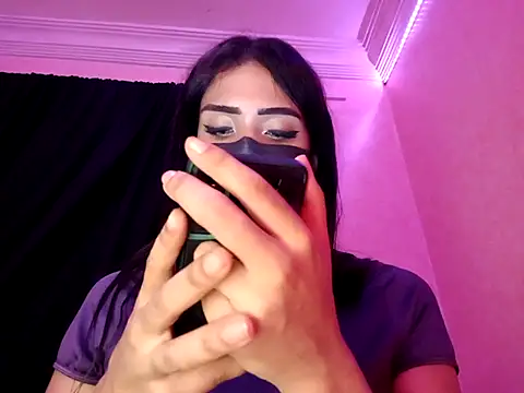 ---sophia--- online show from October 3, 9:01 pm