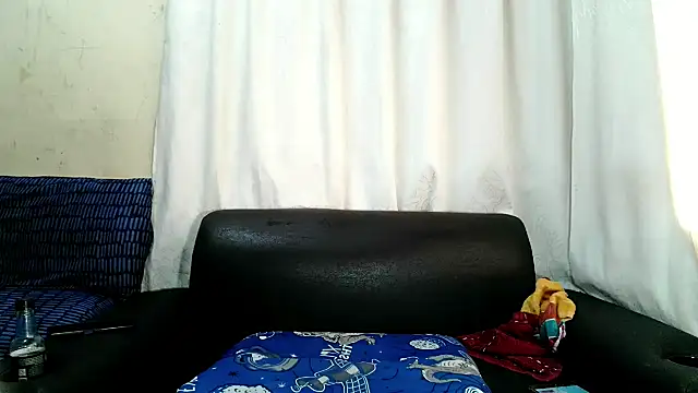 Snapshot of XIndianXFireBallX chatting on June 13, 9:07 am XIndianXFireBallX online show from June 13, 9:07 am