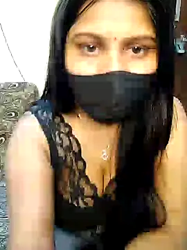 Hotty-simran online show from February 10, 8:20 am