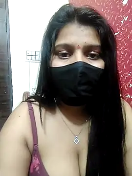 Hotty-simran online show from March 3, 11:00 am