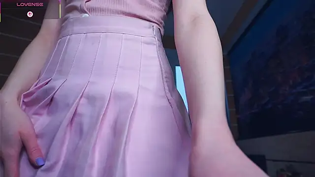 OnaZiroge online show from November 22, 6:12 am