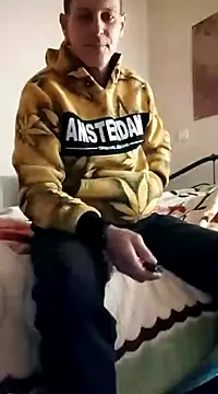 Snapshot of SperMaster_dom chatting on December 4, 7:12 pm SperMaster dom online show from December 4, 7:12 pm