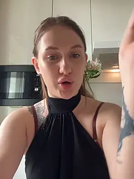 Snapshot of Chanel__May chatting on May 4, 9:27 am Chanel May online show from May 4, 9:27 am