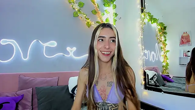 YouliteSllut2 online show from December 27, 1:22 am