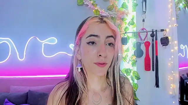 YouliteSllut2 online show from February 6, 2:33 am