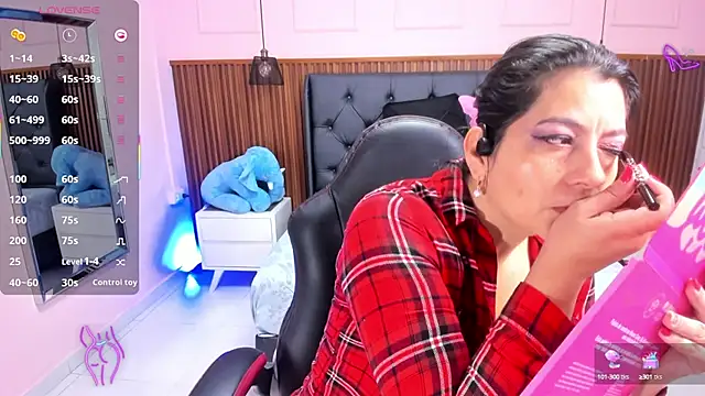 Snapshot of MEYLAGIA chatting on September 13, 3:06 am MEYLAGIA online show from September 13, 3:06 am