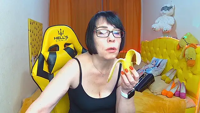 SandraHormas online show from February 10, 7:58 am