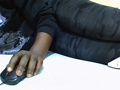 sweetangel41 online show from September 26, 8:40 am