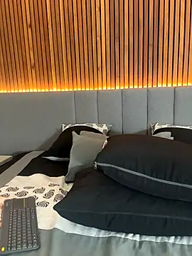 EmiilyAdams  online show from October 20, 10:21 pm