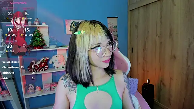 Snapshot of Artic_love chatting on March 19, 10:22 am Artic love online show from March 19, 10:22 am