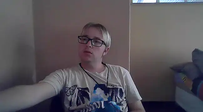 bisexualboy05 online show from March 11, 11:01 am