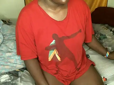 Snapshot of Blackqueen341 chatting on November 7, 10:37 am Blackqueen341 online show from November 7, 10:37 am