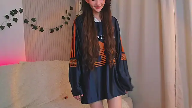 CindyGarrison online show from February 17, 12:10 am