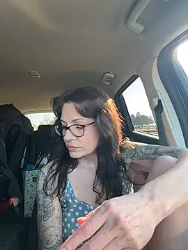 BeautifulMesss online show from March 10, 8:14 pm