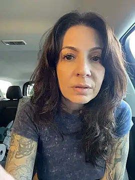 BeautifulMesss online show from June 1, 4:09 pm