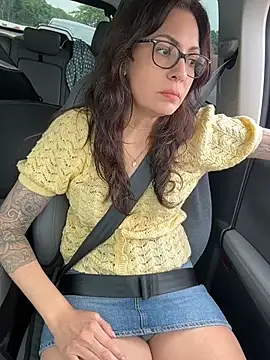 BeautifulMesss online show from July 16, 3:40 pm