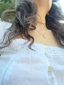 BeautifulMesss online show from July 27, 4:58 pm