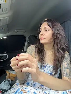 BeautifulMesss online show from July 29, 4:38 pm