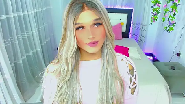 TaylorMon online show from May 19, 1:56 am