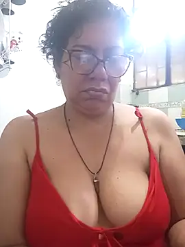 Snapshot of sorbetico_perverse chatting on April 12, 12:21 pm sorbetico perverse online show from April 12, 12:21 pm