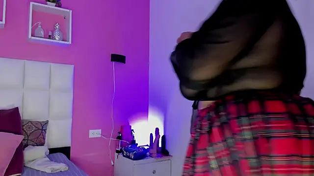 Alanna hot3 online show from August 2, 12:36 pm