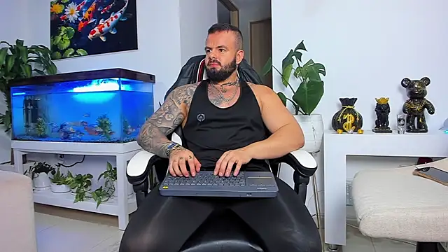 Johnnygrayson1 online show from September 13, 1:27 am