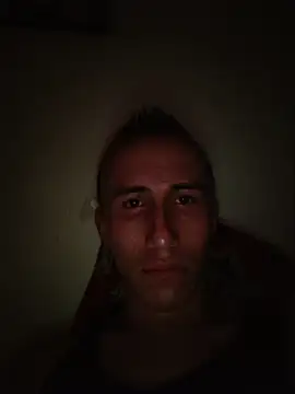 Snapshot of jacksonroy_ chatting on November 28, 3:36 pm jacksonroy online show from November 28, 3:36 pm