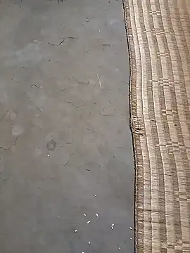 Snapshot of hairipussy2 chatting on February 6, 1:21 pm hairipussy2 online show from February 6, 1:21 pm