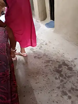 Snapshot of hairipussy2 chatting on February 17, 2:42 am hairipussy2 online show from February 17, 2:42 am