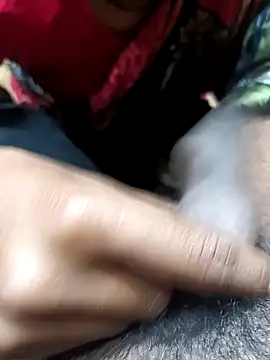 Snapshot of hairipussy2 chatting on February 25, 9:09 am hairipussy2 online show from February 25, 9:09 am