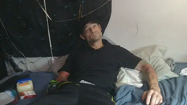 Snapshot of TheOneYouLove69 chatting on October 14, 8:31 pm TheOneYouLove69 online show from October 14, 8:31 pm