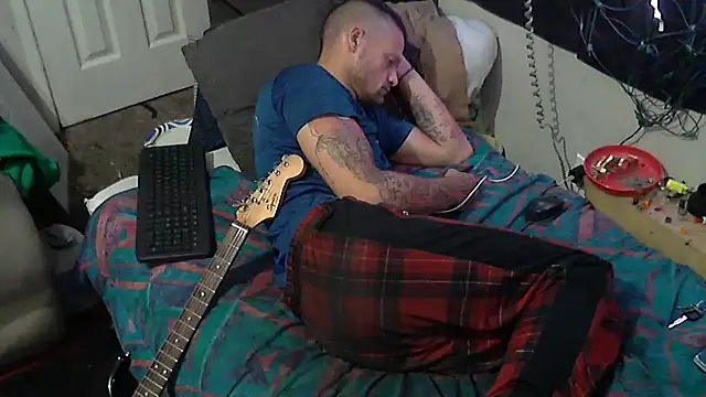 Snapshot of TheOneYouLove69 chatting on February 20, 10:43 pm TheOneYouLove69 online show from February 20, 10:43 pm