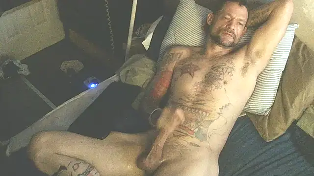 Snapshot of TheOneYouLove69 chatting on March 9, 10:19 am TheOneYouLove69 online show from March 9, 10:19 am