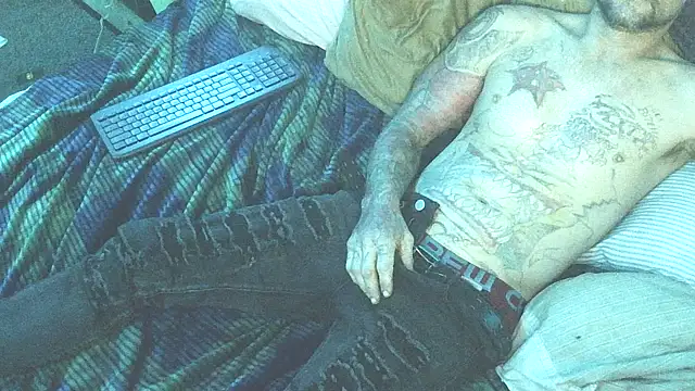 Snapshot of TheOneYouLove69 chatting on March 14, 11:37 am TheOneYouLove69 online show from March 14, 11:37 am