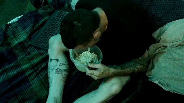 Snapshot of TheOneYouLove69 chatting on March 15, 10:16 pm TheOneYouLove69 online show from March 15, 10:16 pm