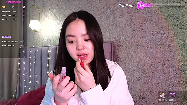 TaiteGloss online show from December 23, 4:06 pm