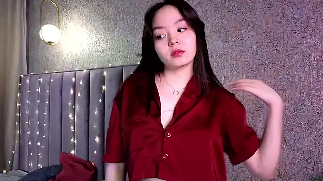 TaiteGloss online show from January 9, 4:17 pm