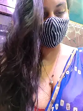 HaaniKaur online show from January 15, 4:54 pm