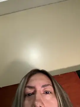 Snapshot of xLadyScarlettx chatting on February 19, 2:44 am xLadyScarlettx online show from February 19, 2:44 am